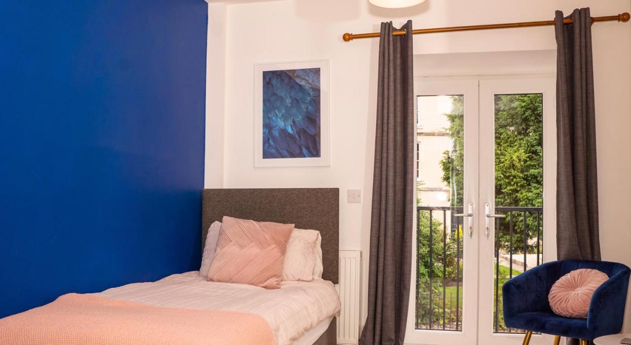 Beautiful, Contemporary 3 Bedroom Apartment Bath Luaran gambar