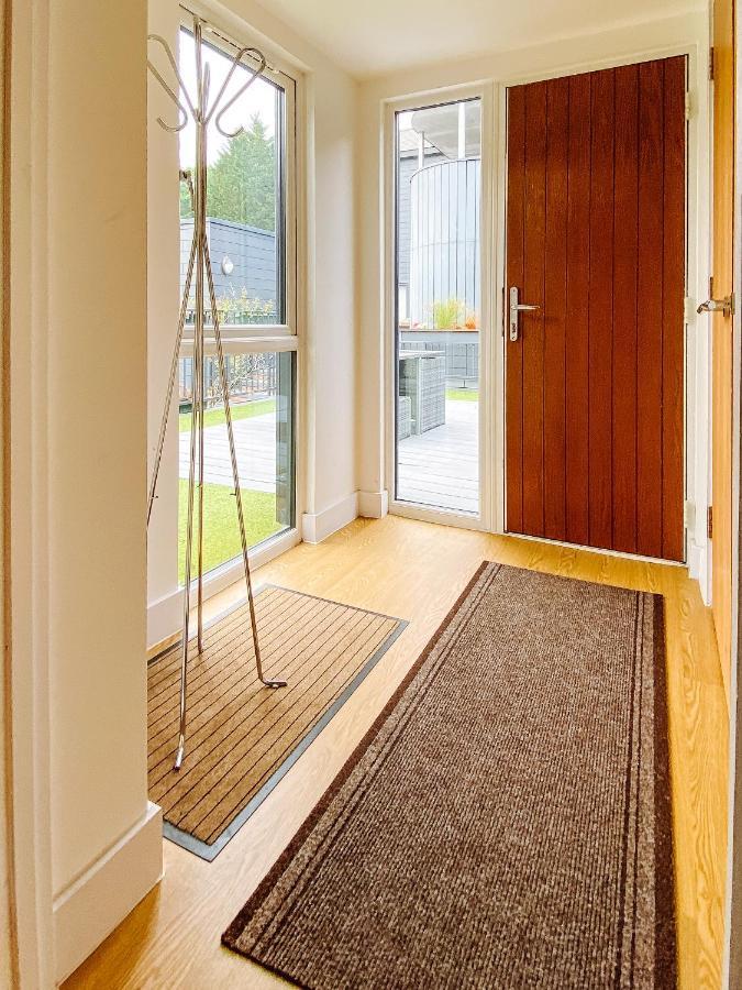 Beautiful, Contemporary 3 Bedroom Apartment Bath Luaran gambar