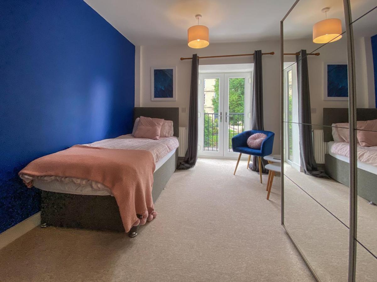Beautiful, Contemporary 3 Bedroom Apartment Bath Luaran gambar